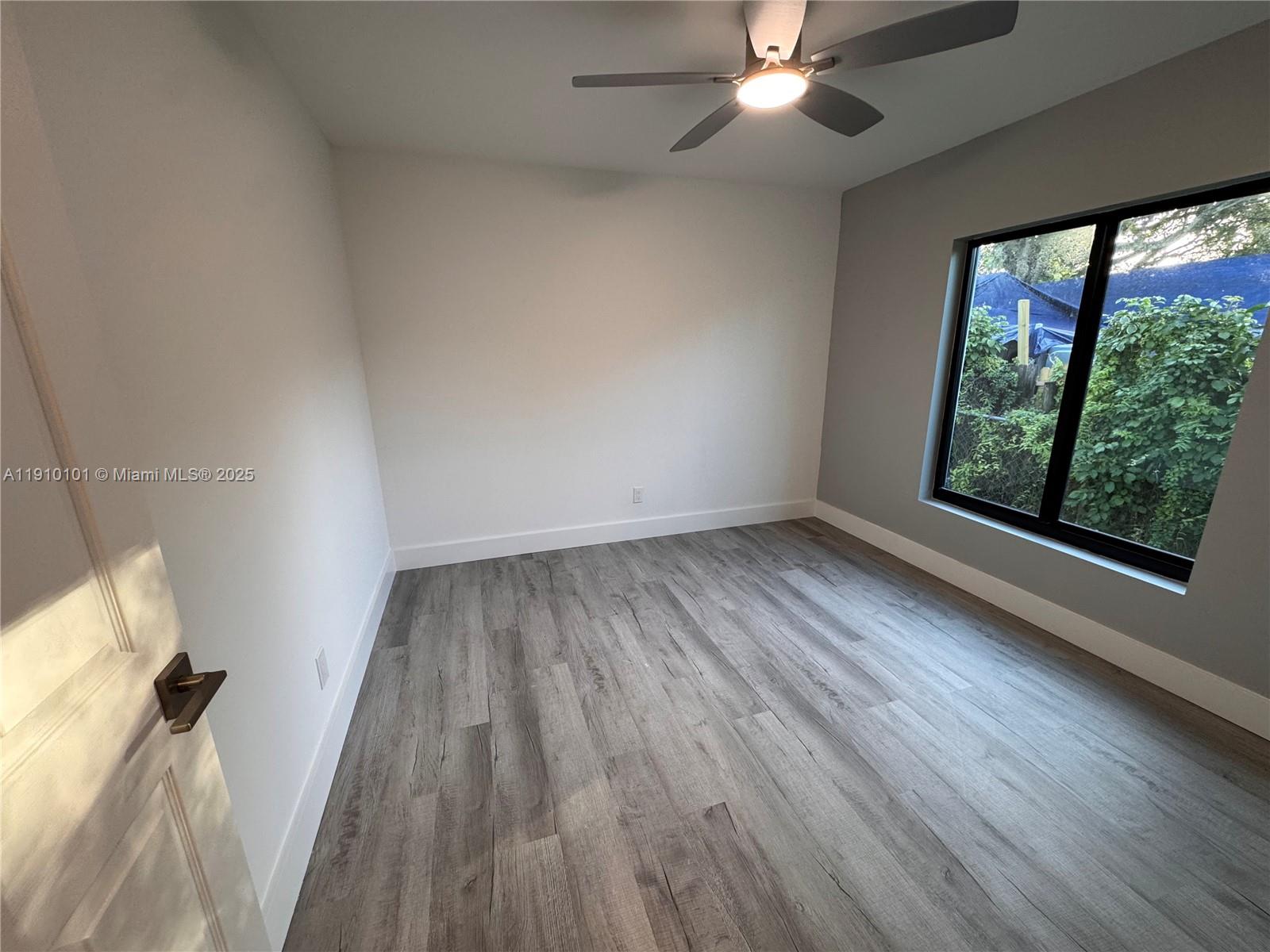 FRANKLIN PARK - Residential Lease