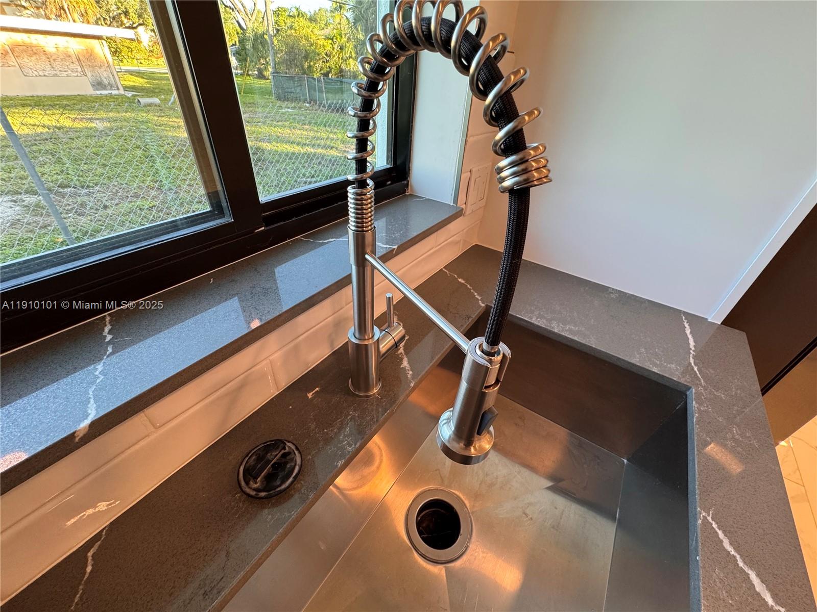 FRANKLIN PARK - Residential Lease