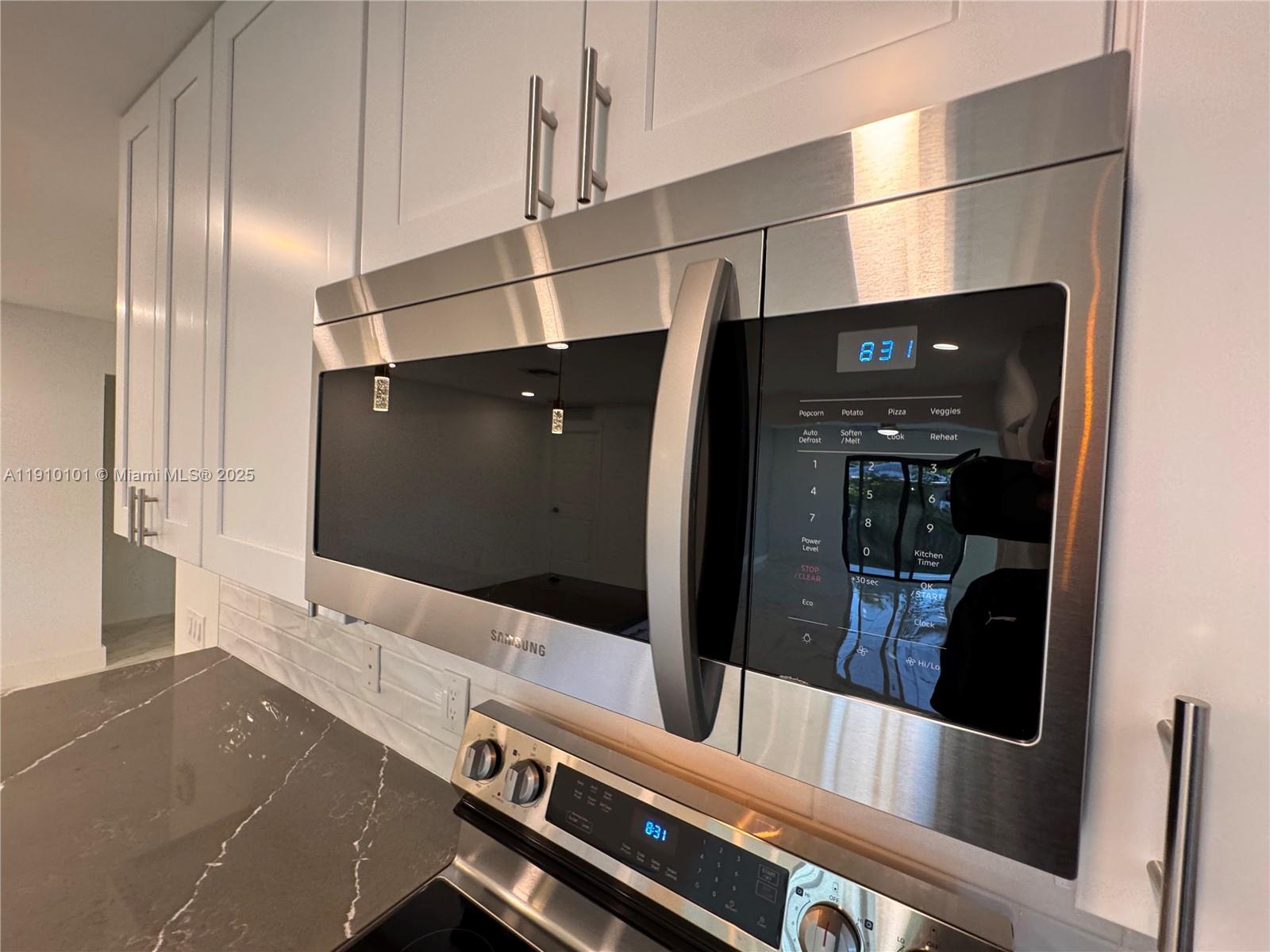 FRANKLIN PARK - Residential Lease