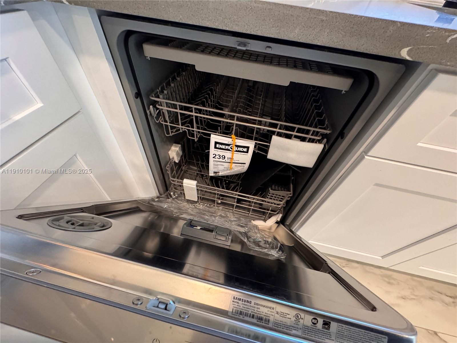 FRANKLIN PARK - Residential Lease