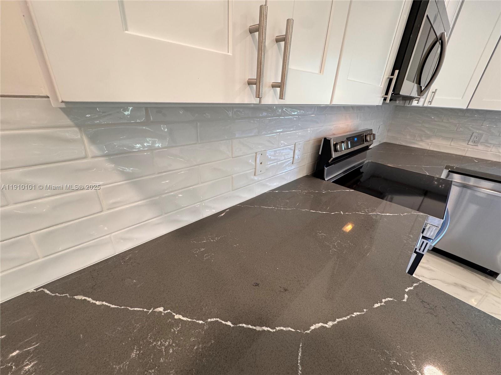 FRANKLIN PARK - Residential Lease