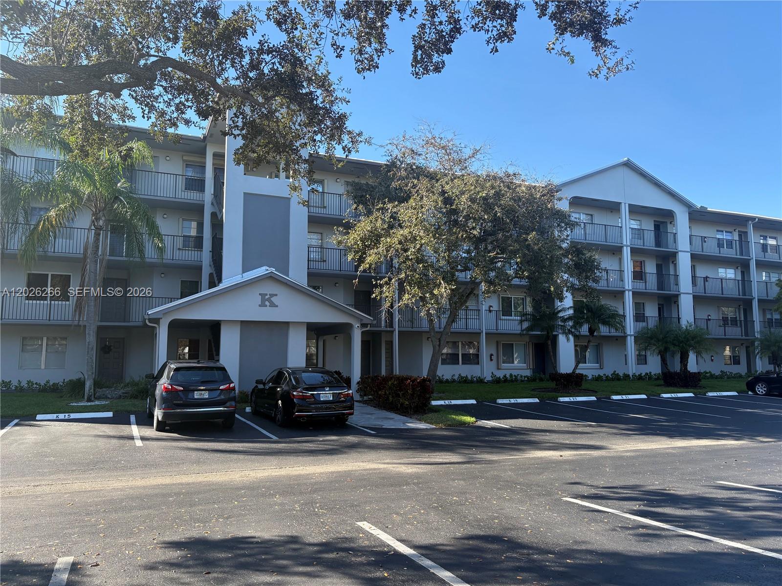 CAMBRIDGE AT CENTURY VILL - Residential