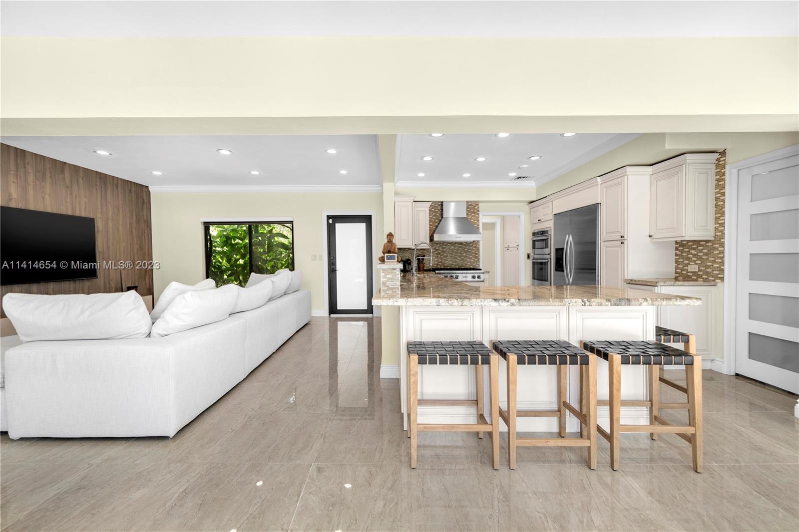 AMD PL BISCAYNE PINES - Residential