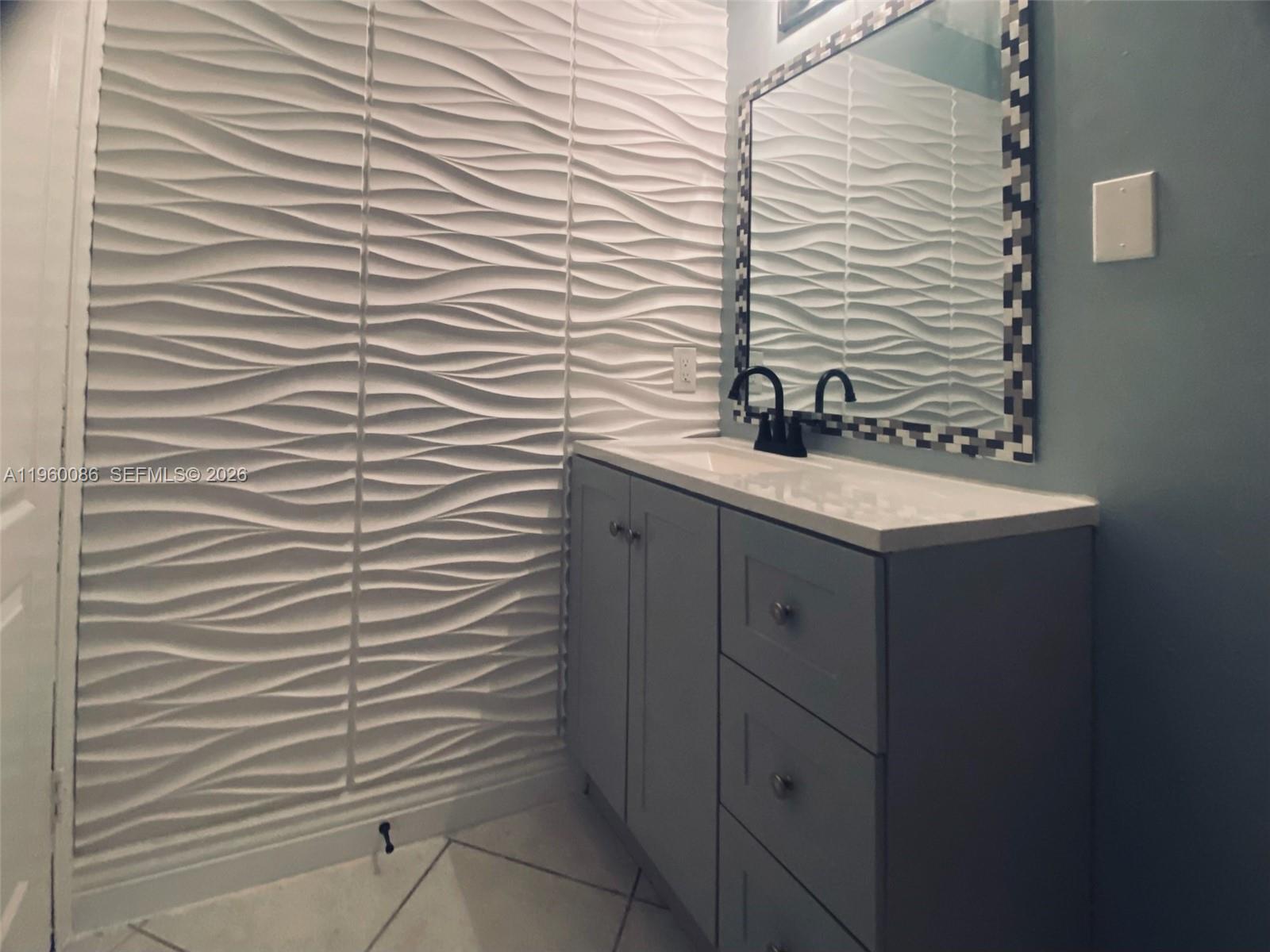 WATERSIDE TOWNHOMES SEC 1 - Residential