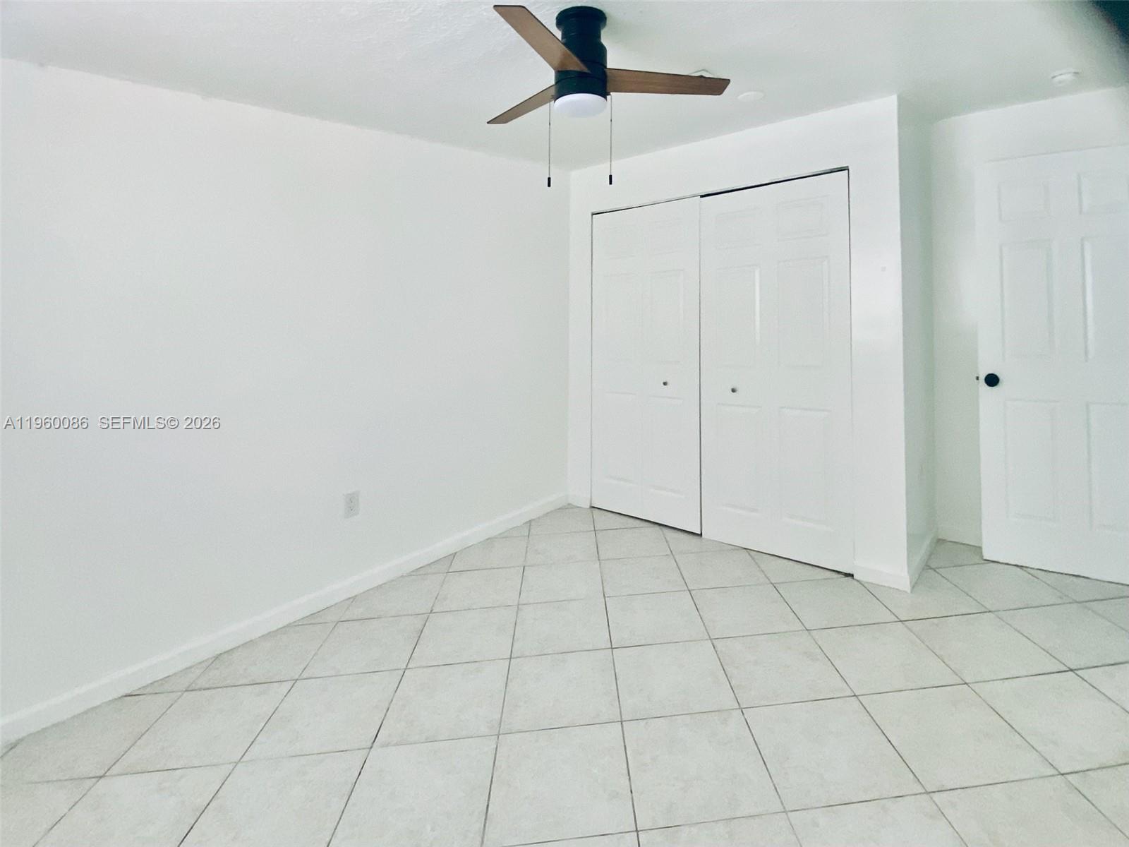 WATERSIDE TOWNHOMES SEC 1 - Residential