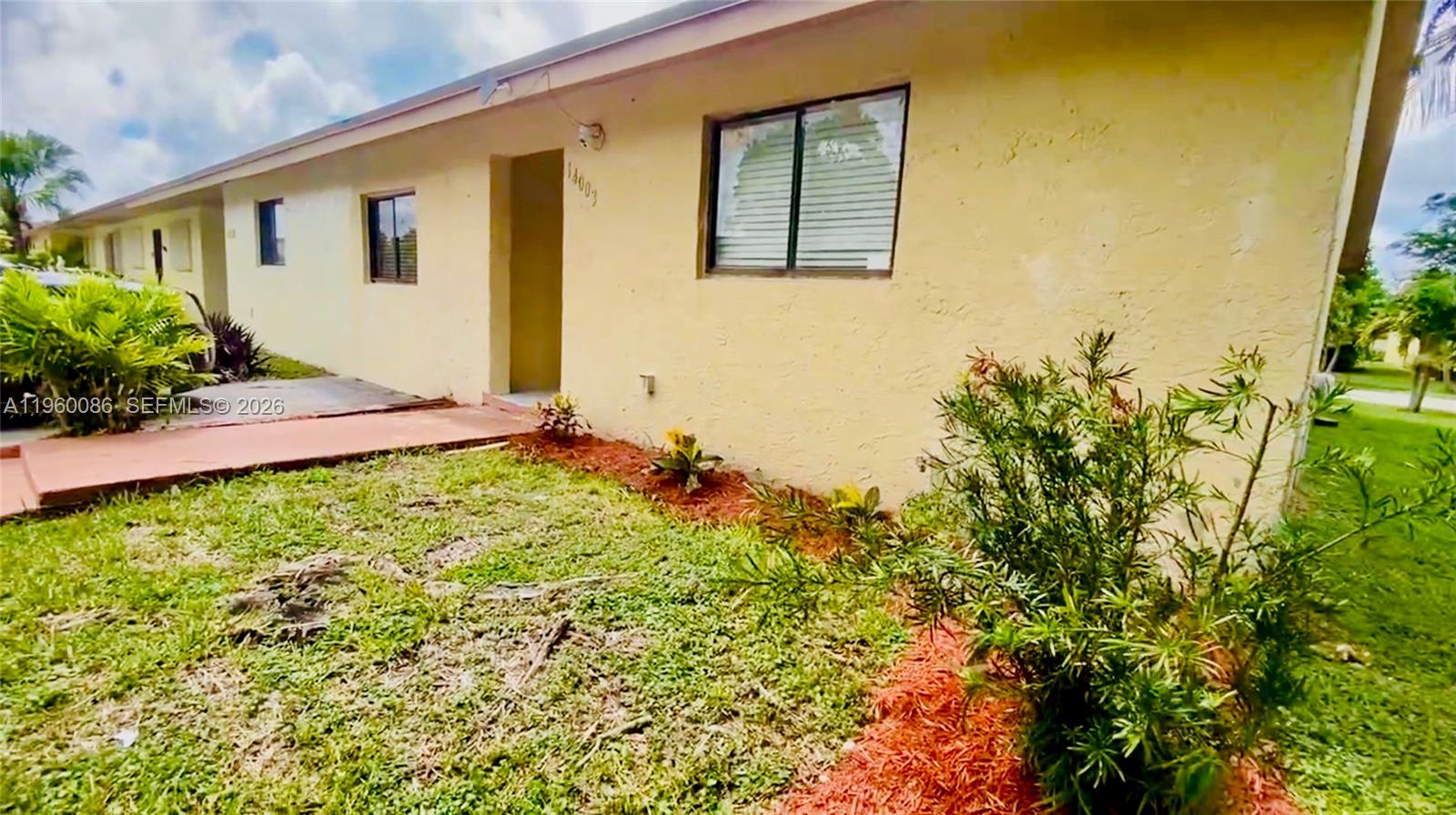 WATERSIDE TOWNHOMES SEC 1 - Residential