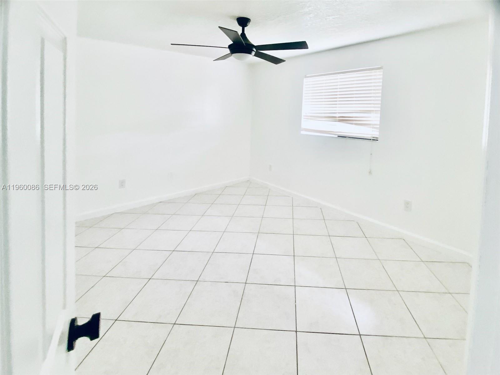 WATERSIDE TOWNHOMES SEC 1 - Residential