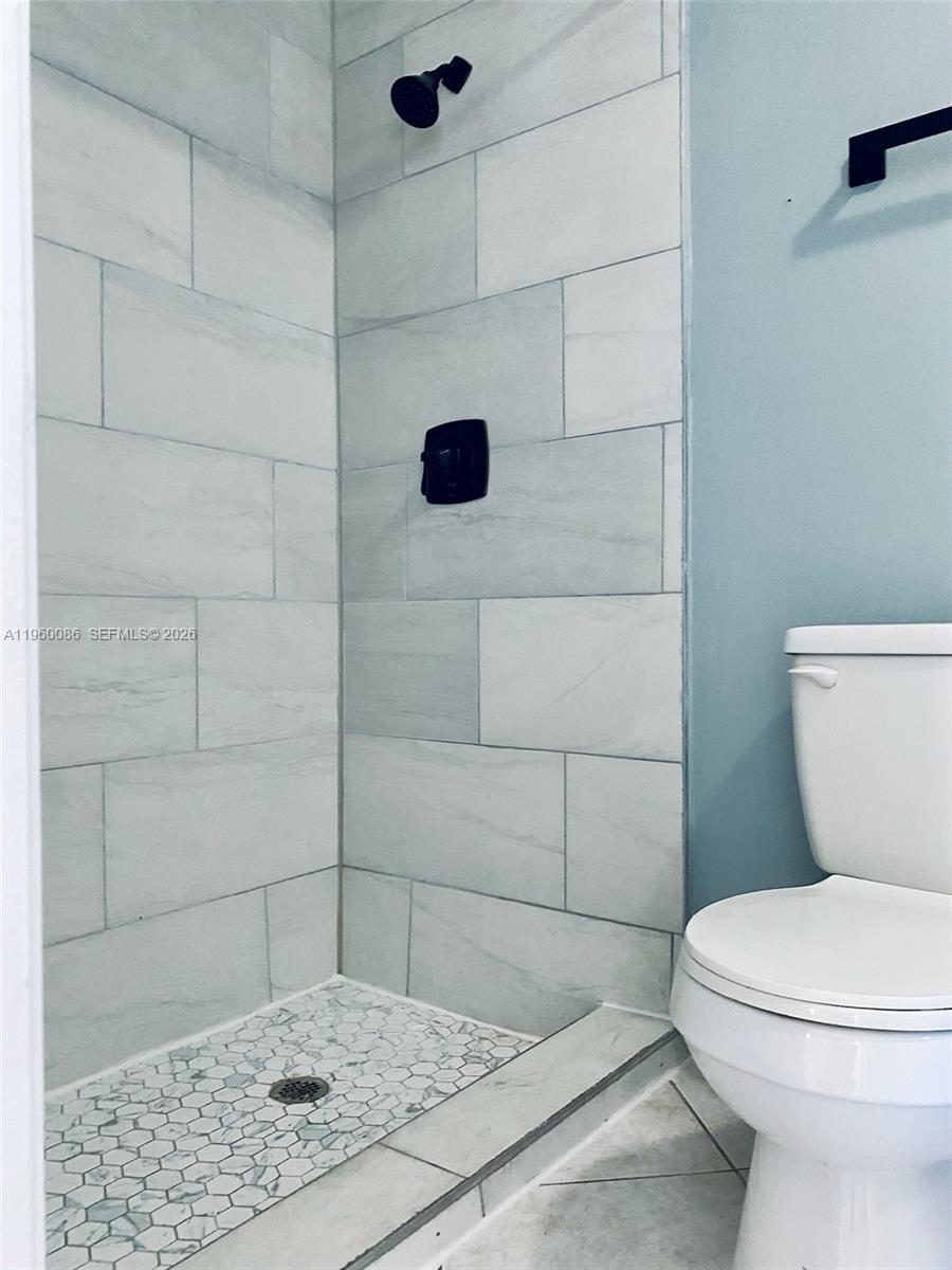 WATERSIDE TOWNHOMES SEC 1 - Residential