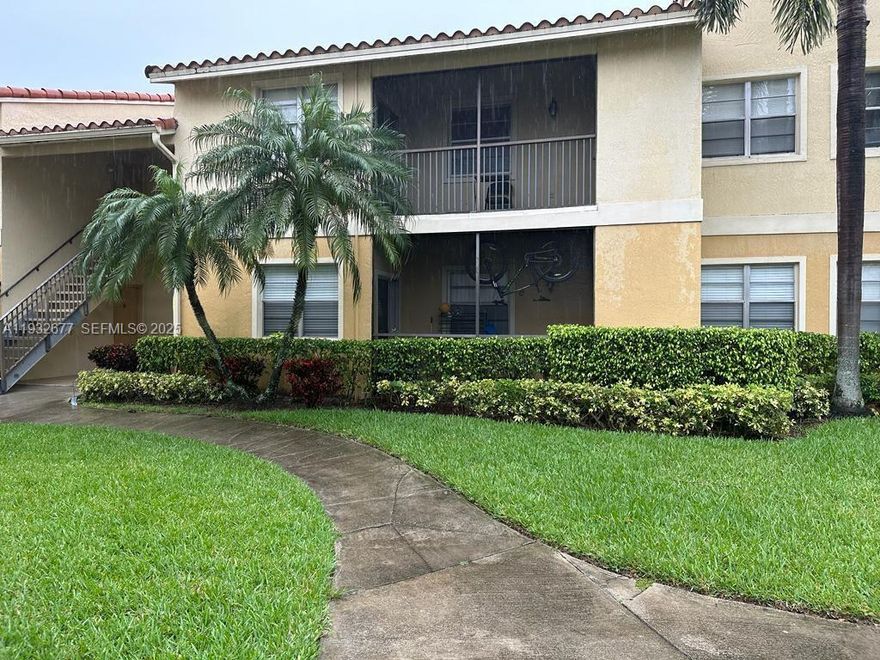 Nice And Clean 2 Beds 1 Bath on the first floor into a gated community at Royal Poinciana condominium, tileflooring, screened balcony, washer & dryer inside the unit. Enjoy resort style amenities such as a swimming pool,fitness center and clubhouse. Close to highways, shopping malls and schools. Water is included.