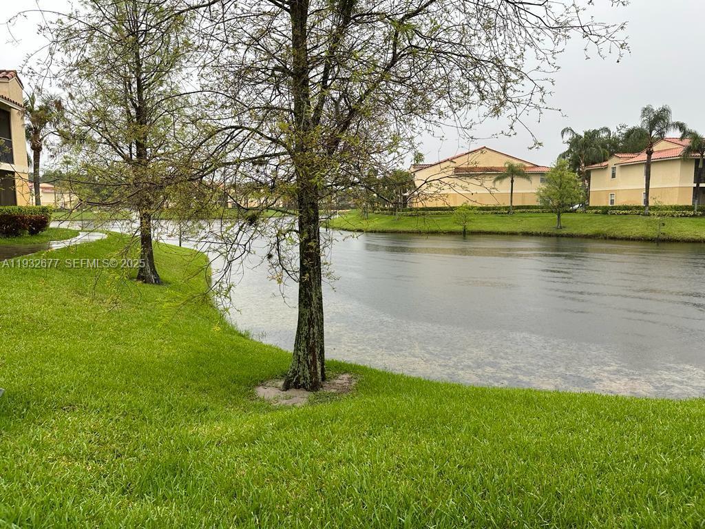 ROYAL POINCIANA CONDO - Residential Lease