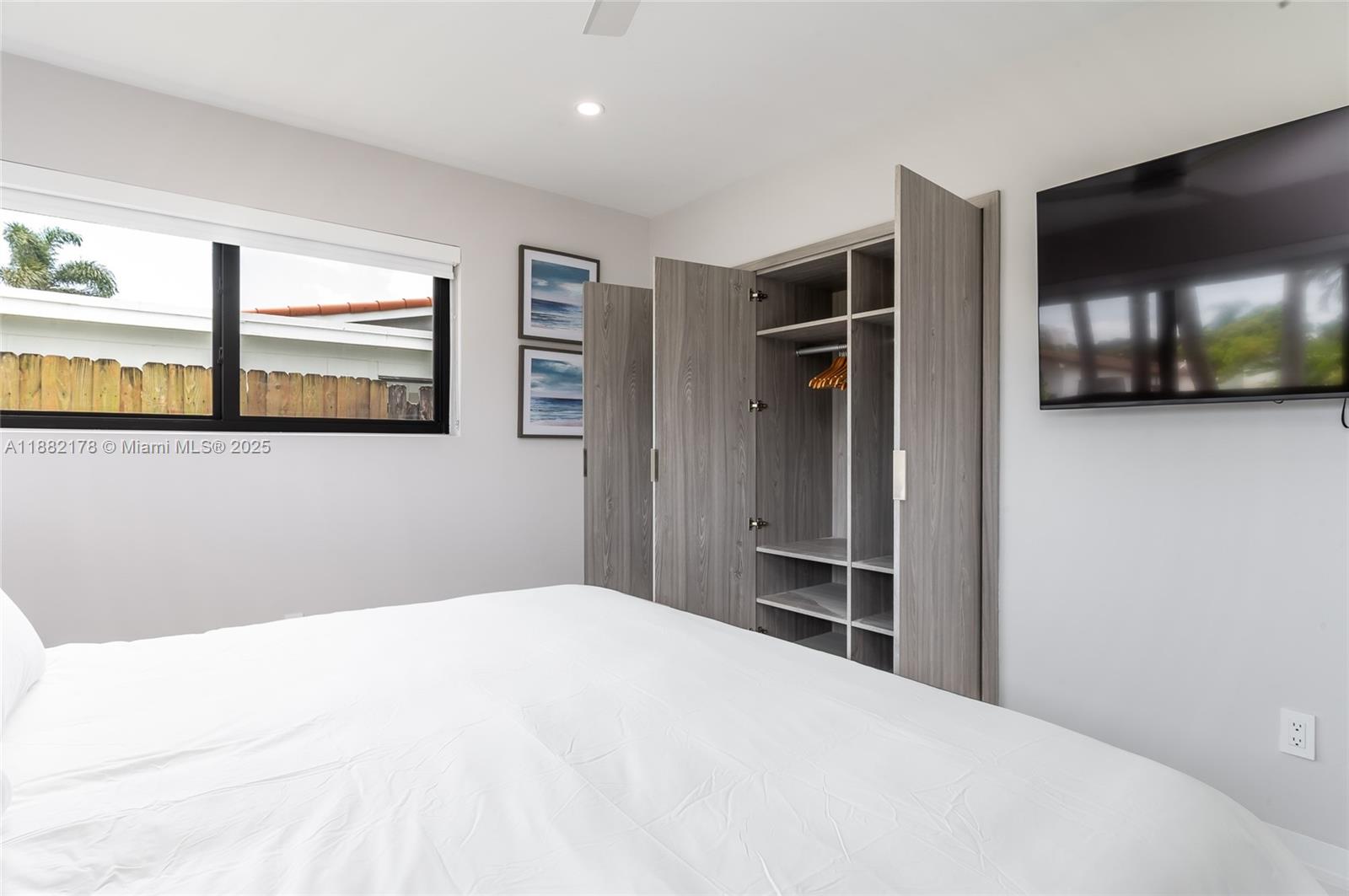 SUNSWEPT ISLE - Residential Lease