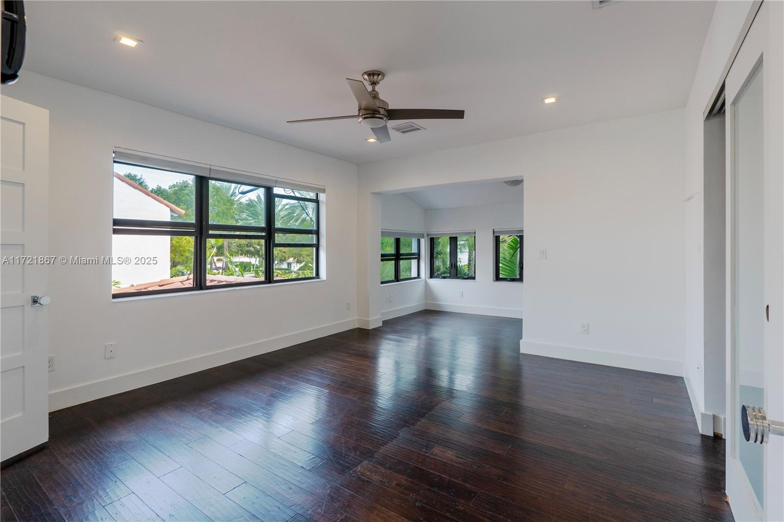 NAUTILUS SUB - Residential