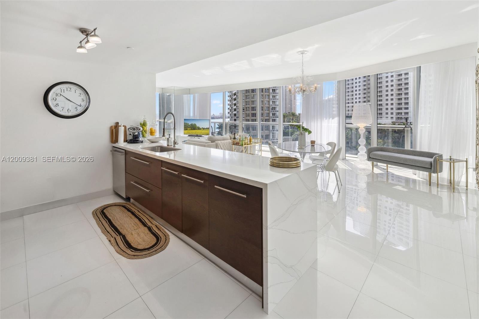 ICONBRICKELL CONDO NO 1 - Residential
