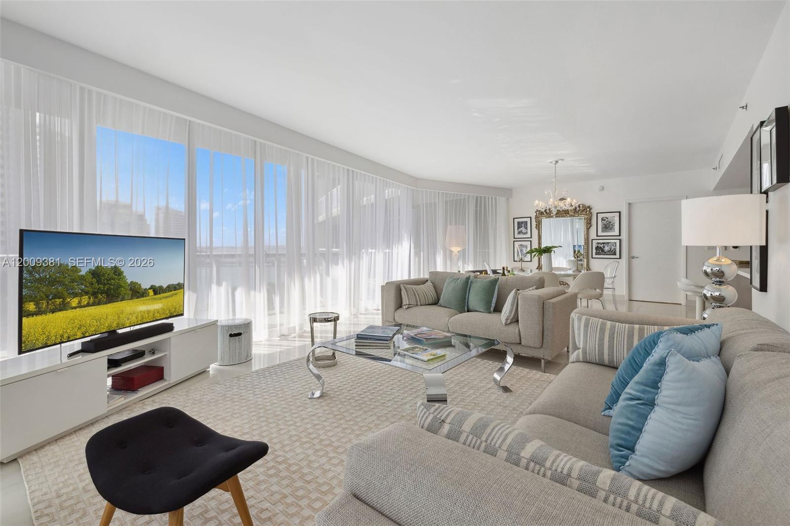 ICONBRICKELL CONDO NO 1 - Residential