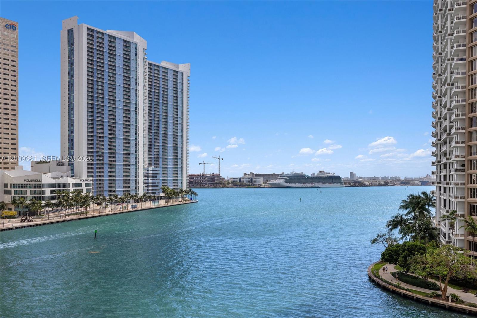 ICONBRICKELL CONDO NO 1 - Residential