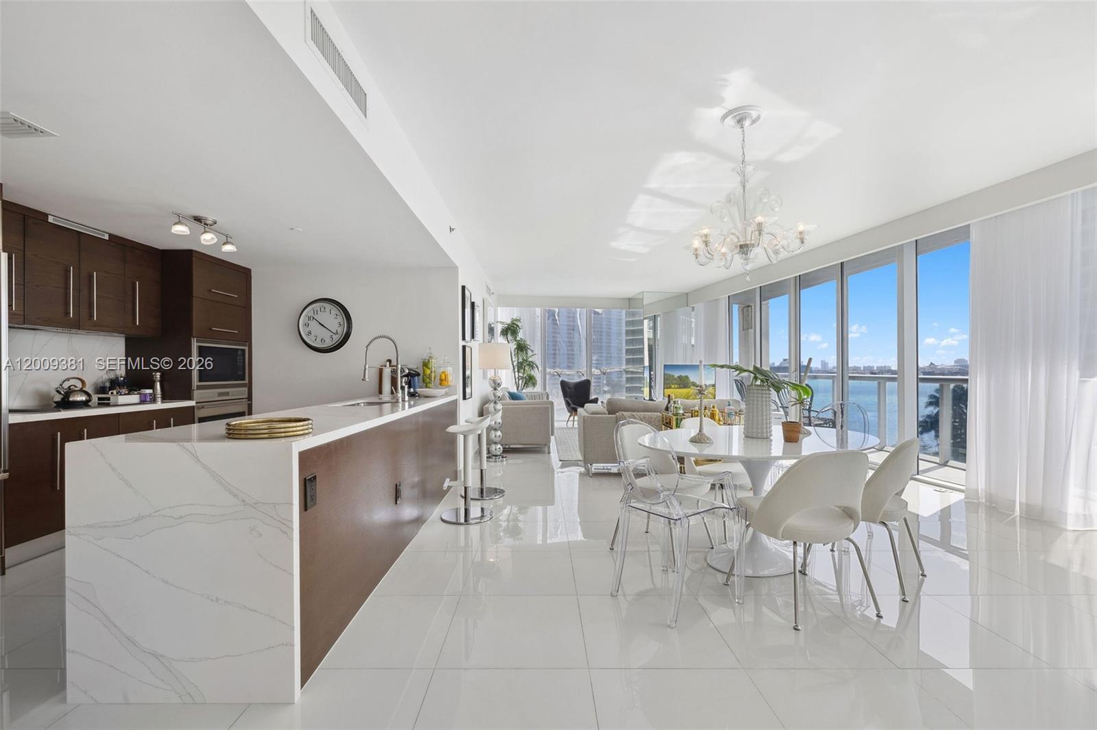ICONBRICKELL CONDO NO 1 - Residential