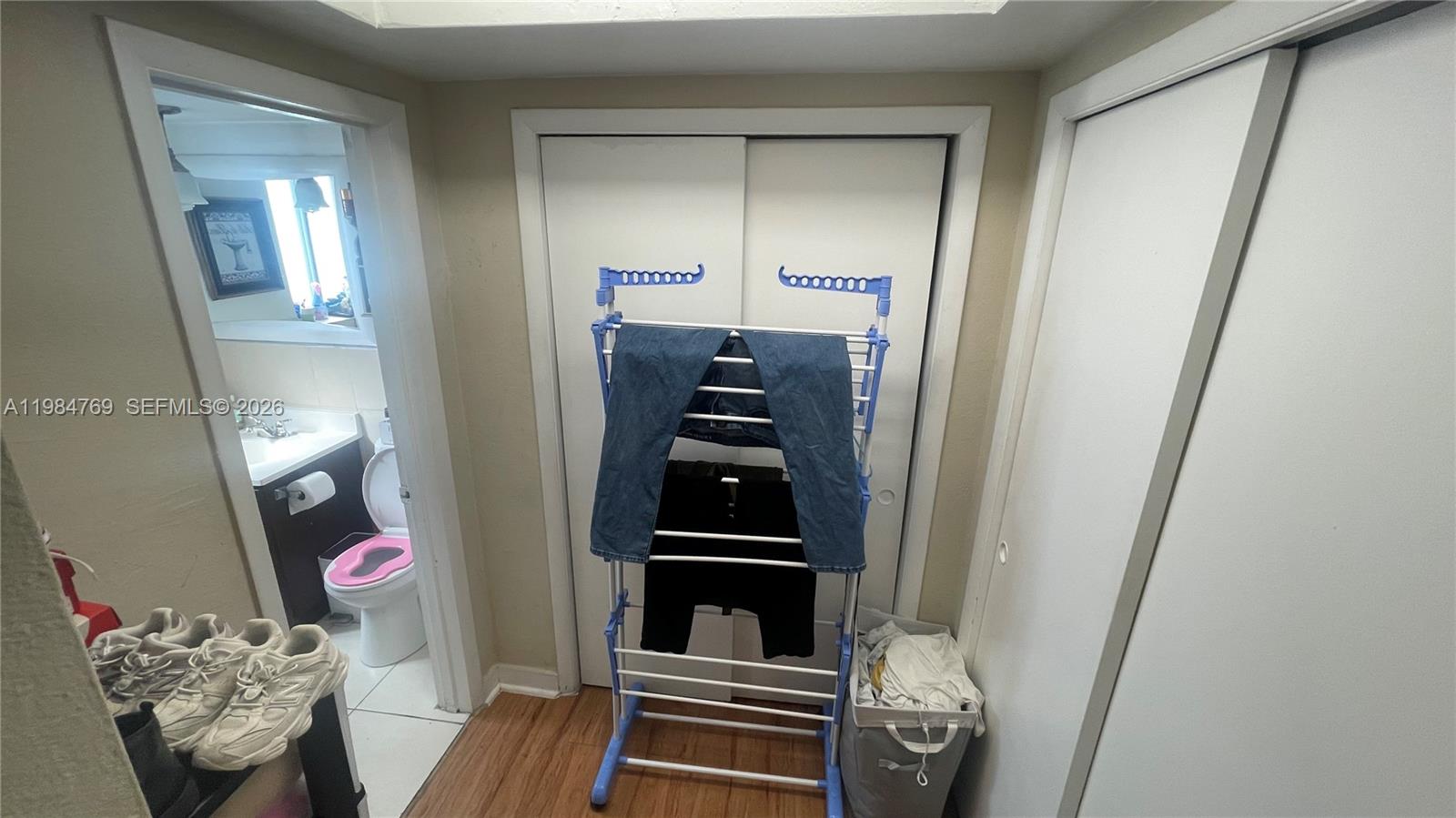 THE WHITE HOUSE CONDO - Residential