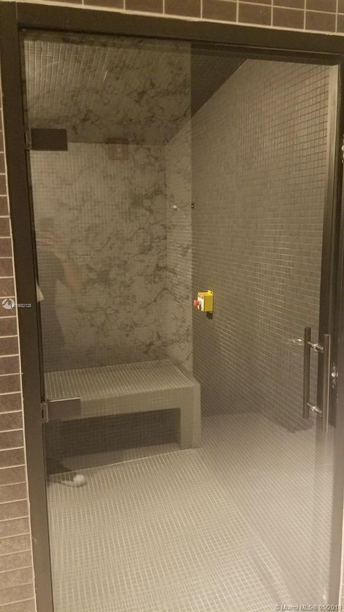 HYDE MIDTOWN - Residential Lease