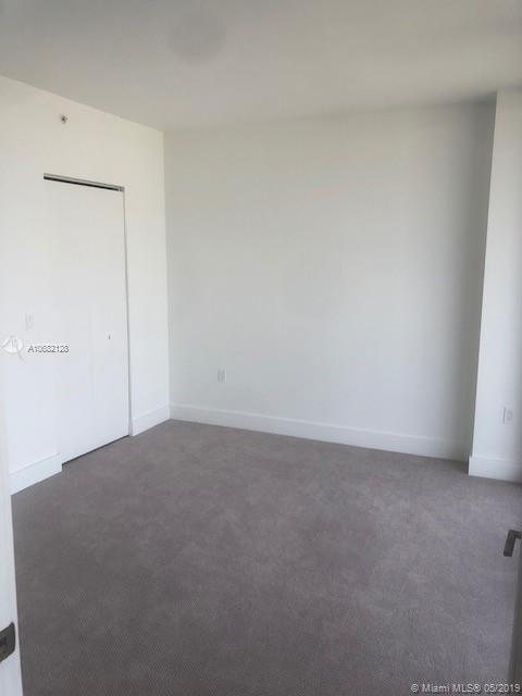 HYDE MIDTOWN - Residential Lease