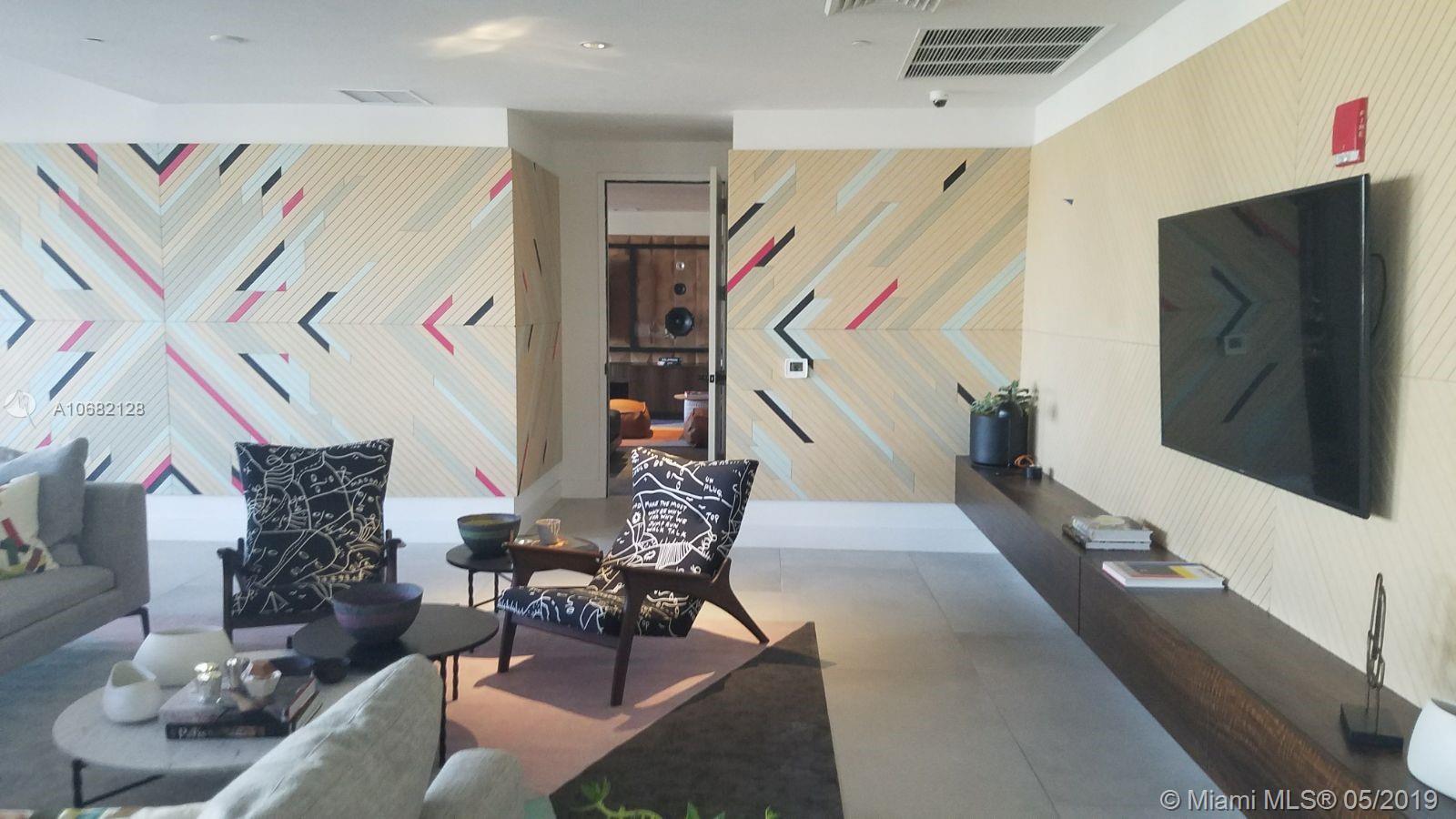 HYDE MIDTOWN - Residential Lease