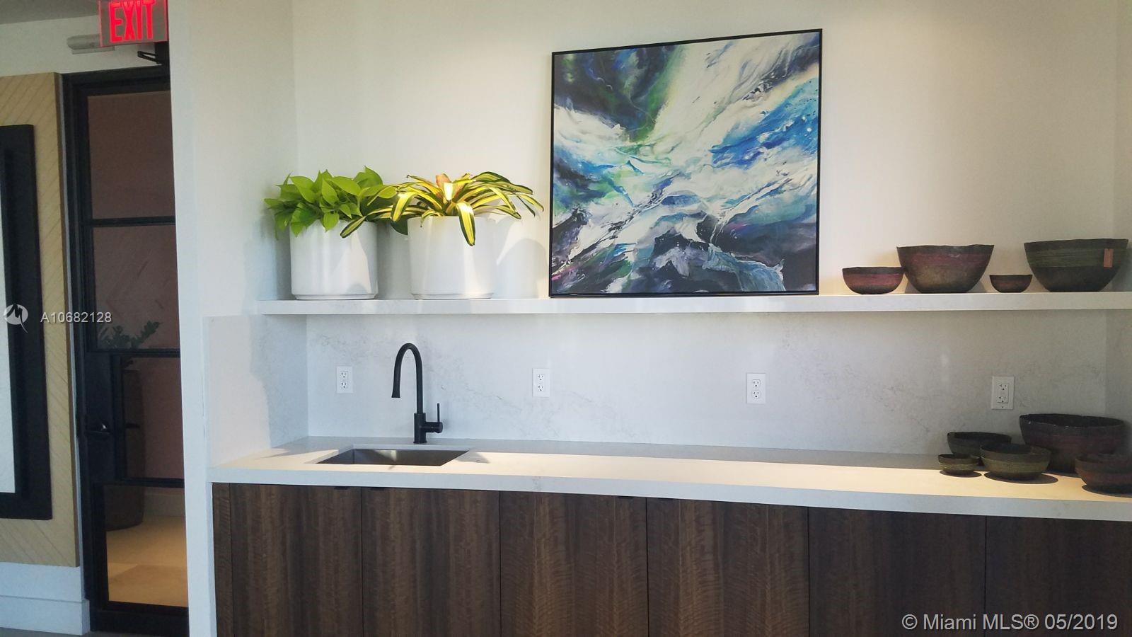 HYDE MIDTOWN - Residential Lease