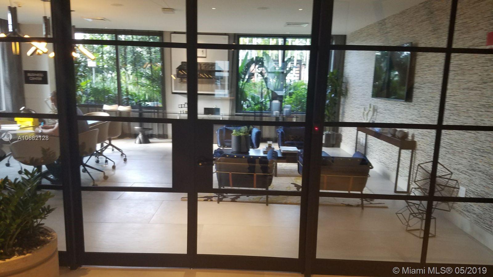 HYDE MIDTOWN - Residential Lease