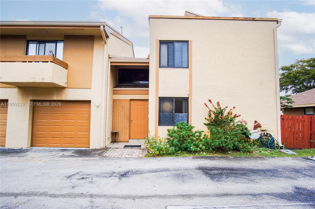 Photo of 2929 E Missionwood Cir #B-24, Miramar, FL 33025 (MLS # A11959229)