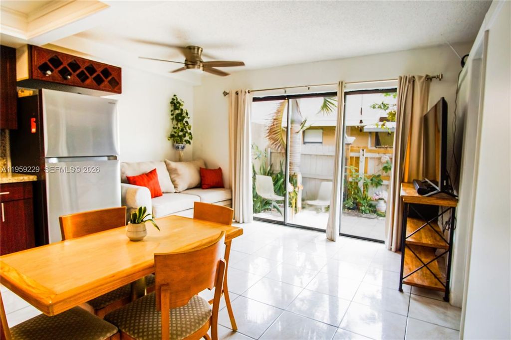 Photo of 2929 E Missionwood Cir #B-24, Miramar, FL 33025 (MLS # A11959229)