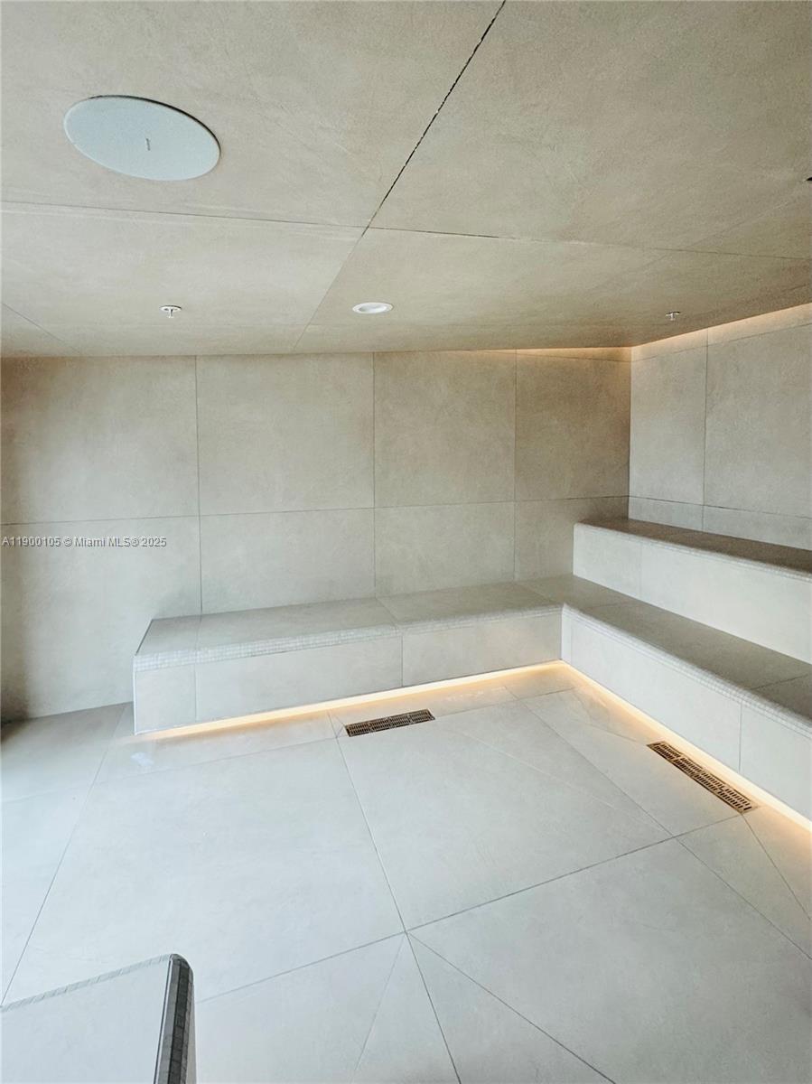 Gale/ Natiivo - Residential