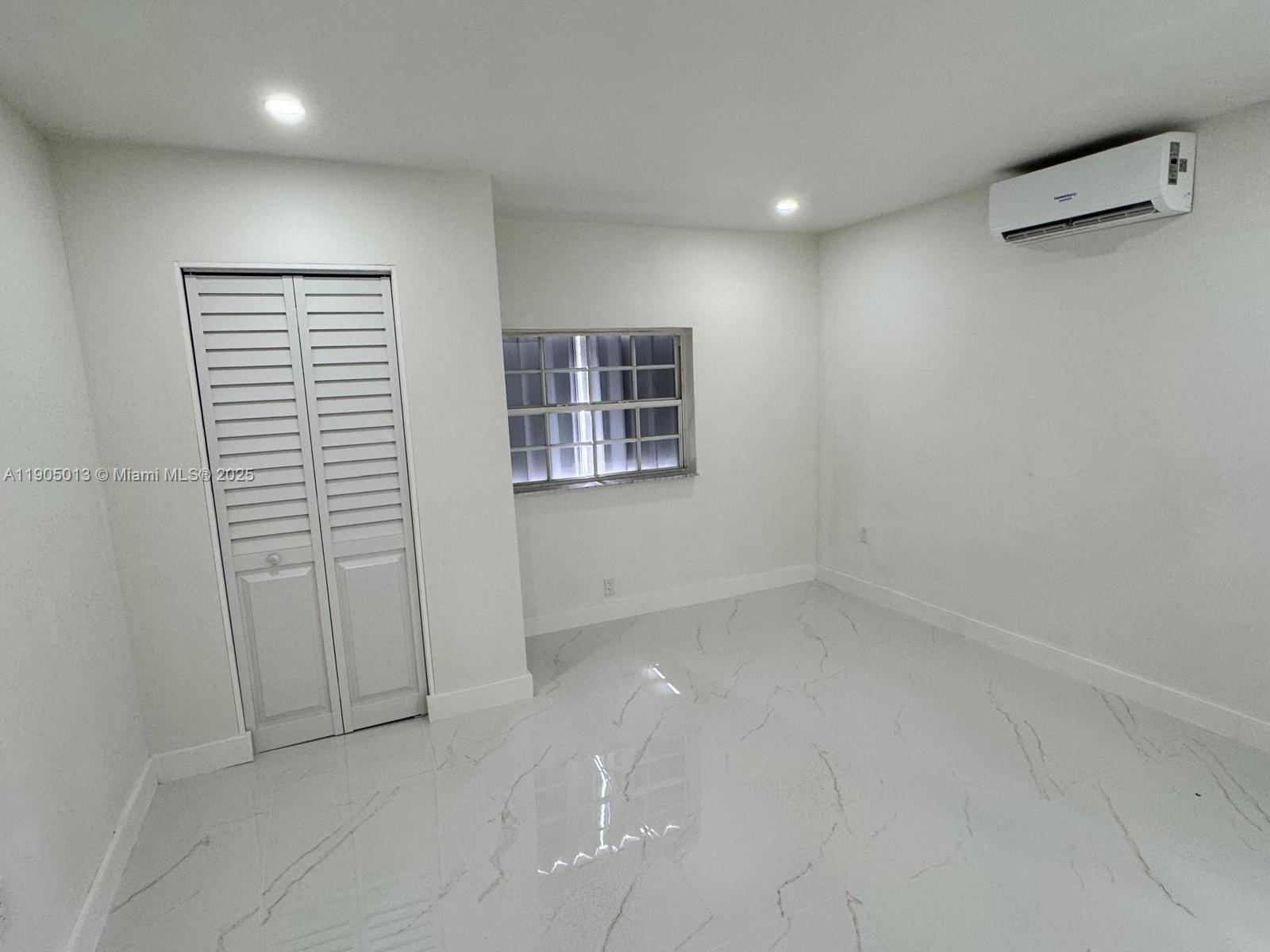 WESTBROOKE GARDENS - Residential Lease