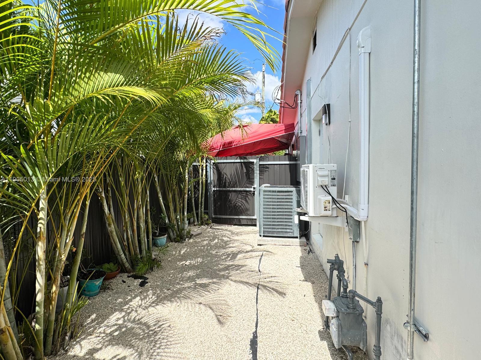 WESTBROOKE GARDENS - Residential Lease