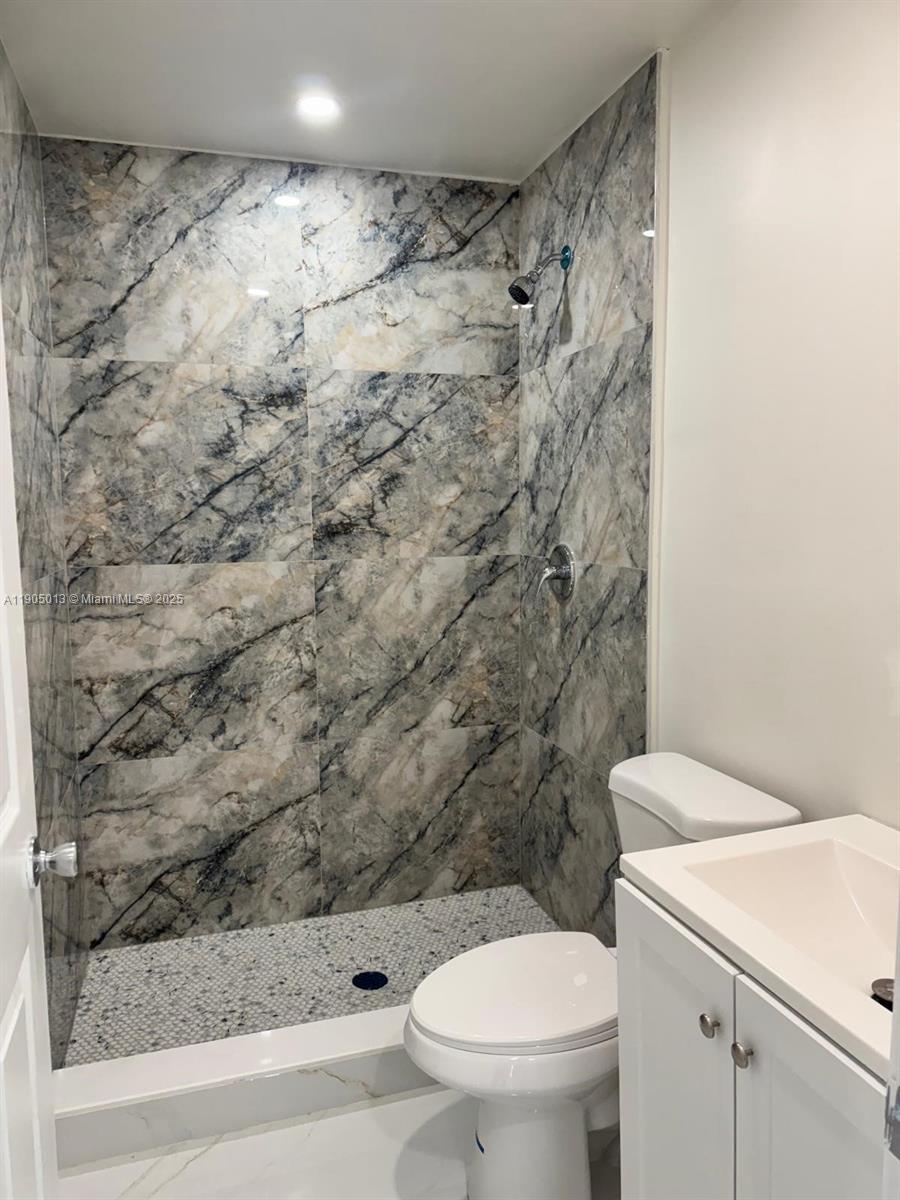 WESTBROOKE GARDENS - Residential Lease