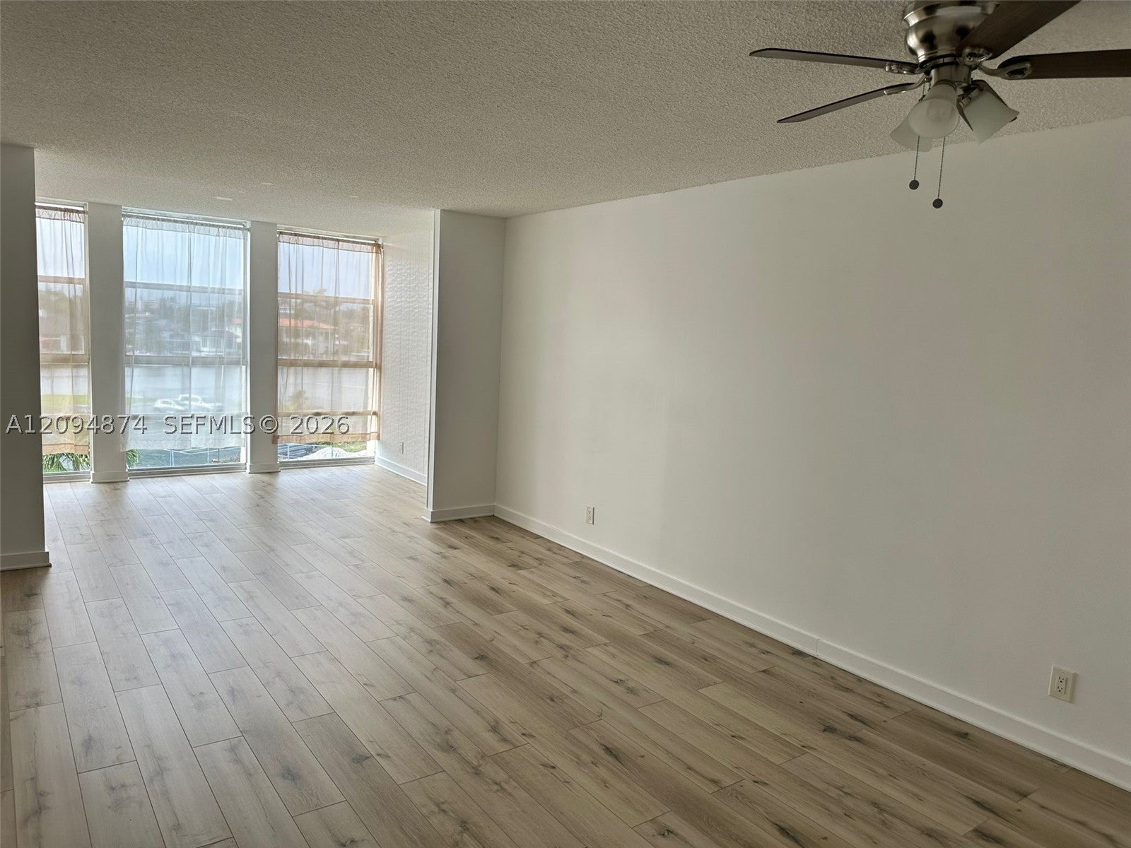 701 Three Islands Blvd 414
