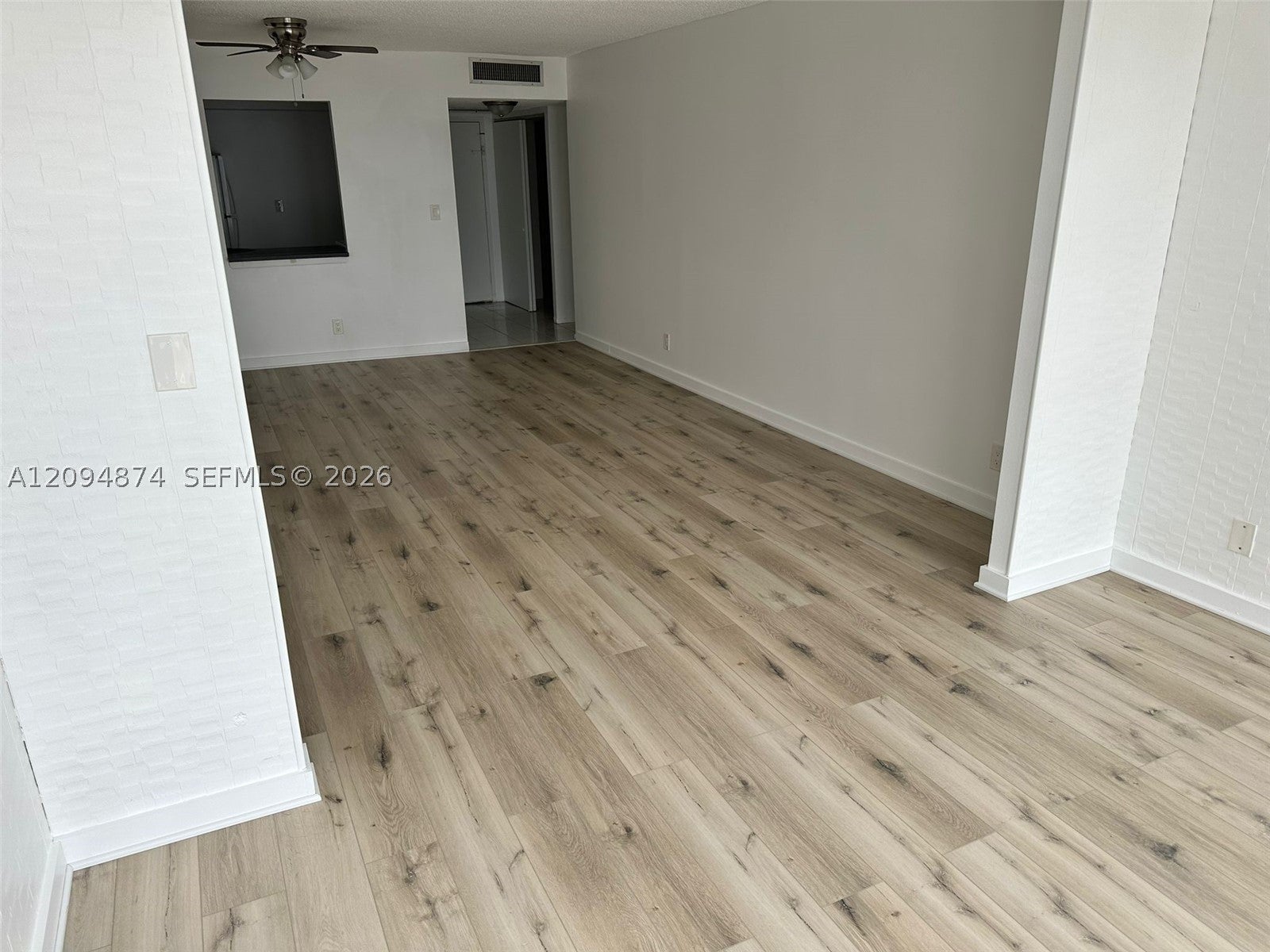 701 Three Islands Blvd 414