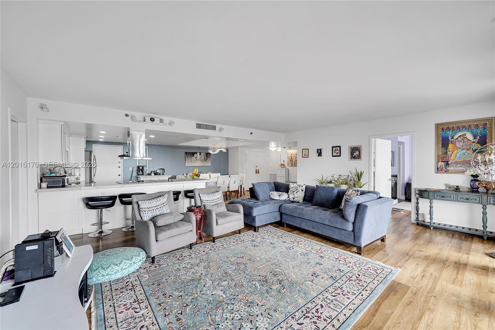 JOCKEY CLUB III CONDO - Residential
