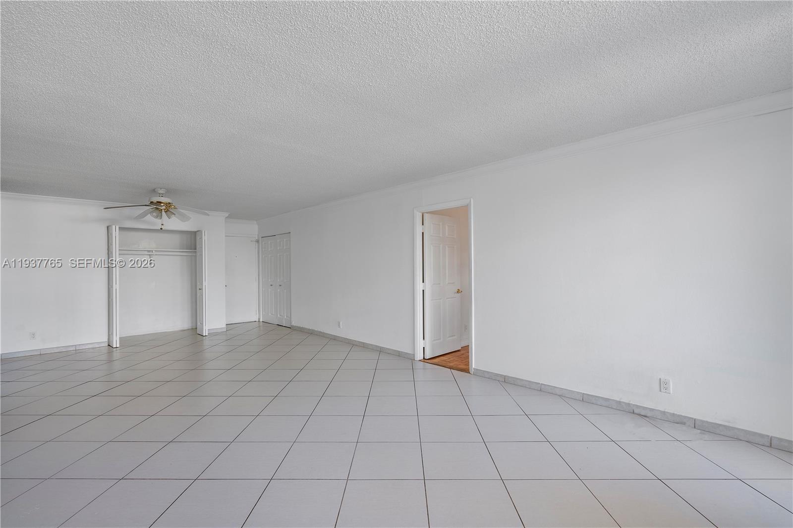 6770 Indian Creek Dr 4P