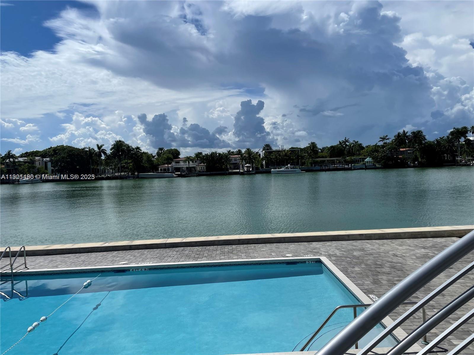 GARDENS ON THE BAY - Residential