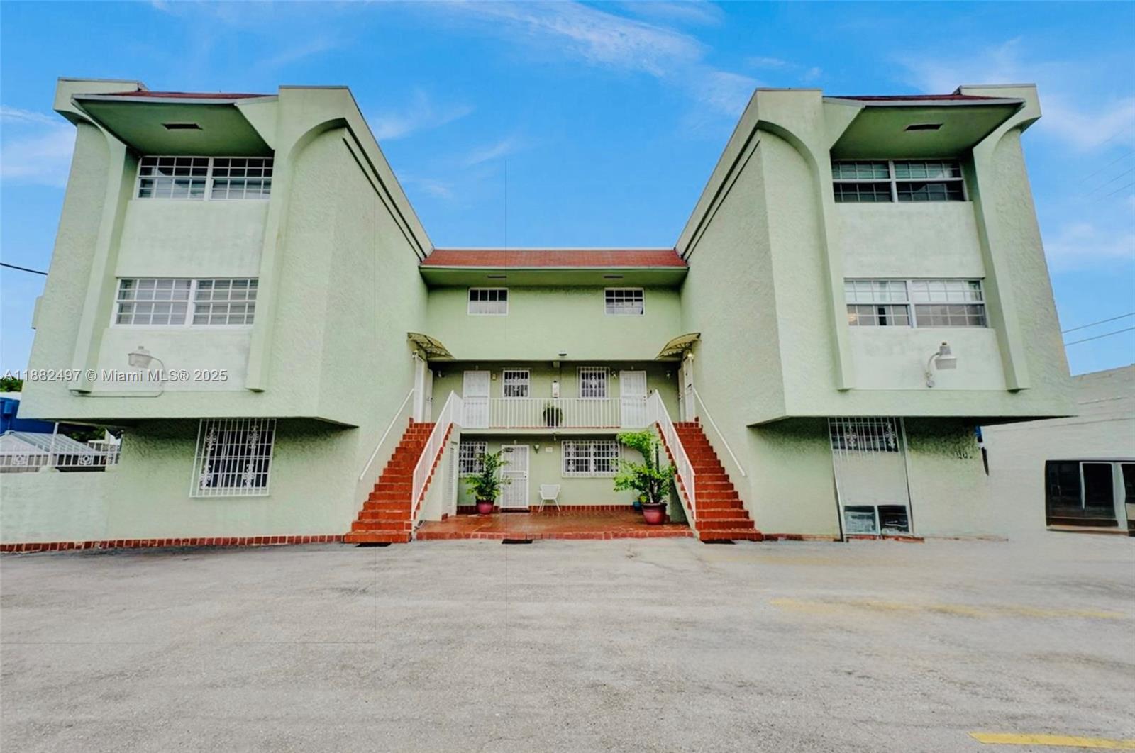 MIRAMAR TERRACE CONDO - Residential