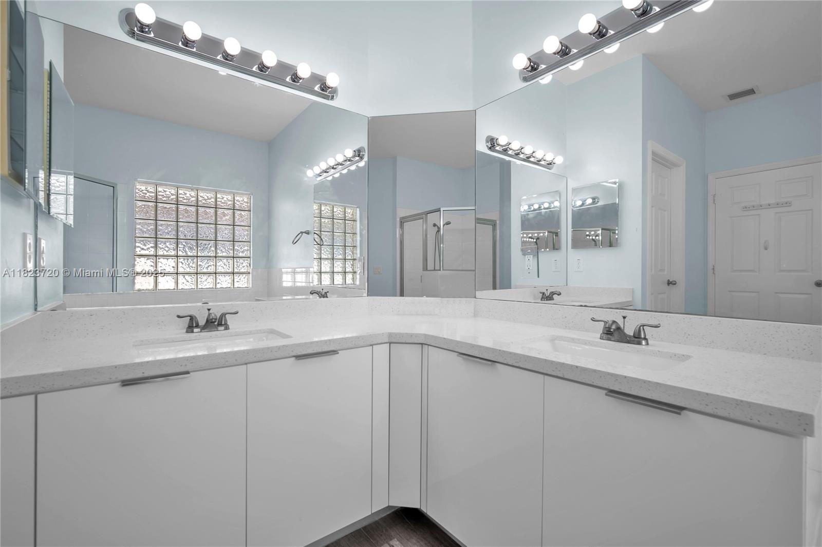 OAK CREEK NORTH REPLAT - Residential