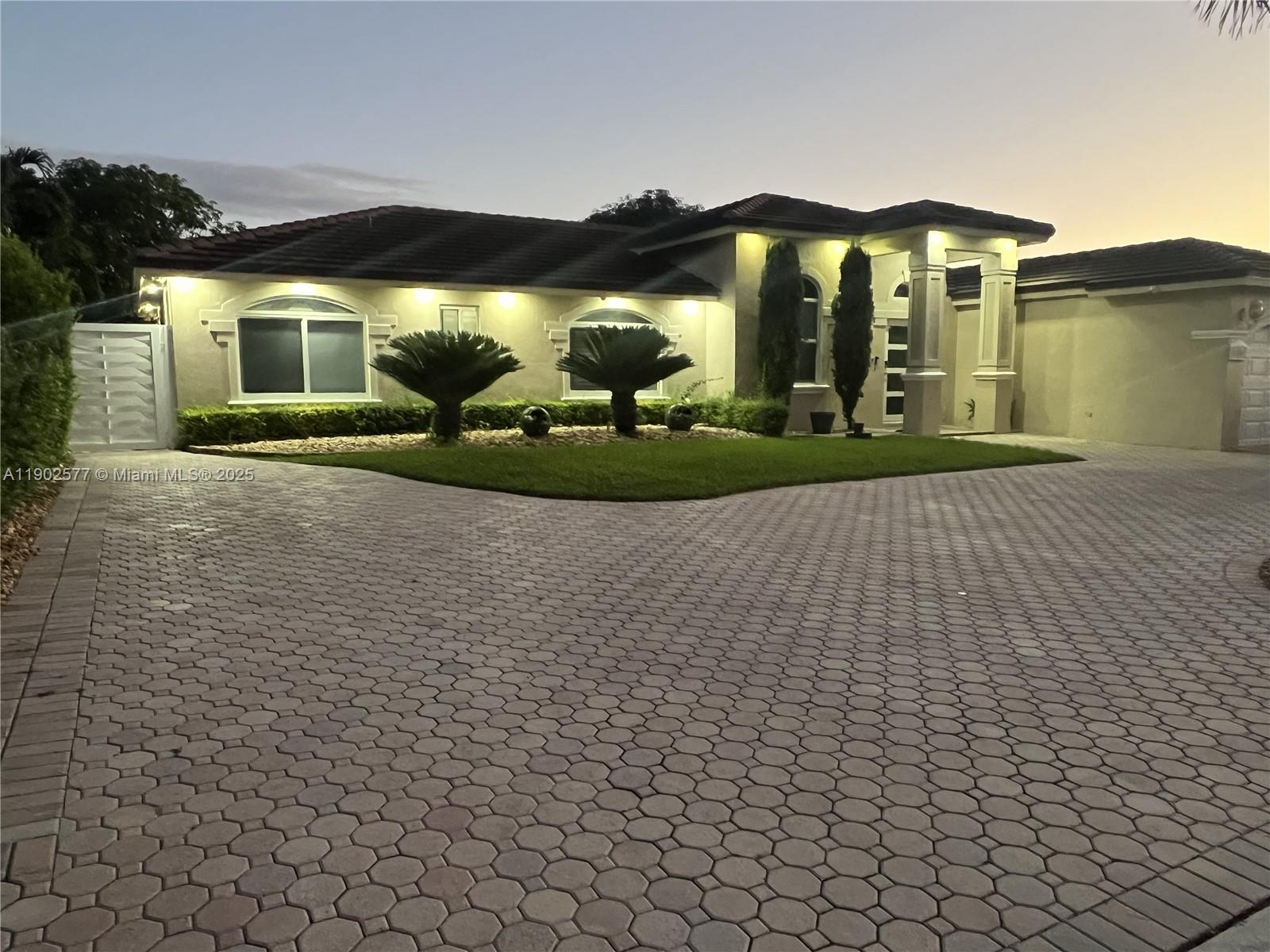 KESSLER GROVE SEC 1 - Residential Lease