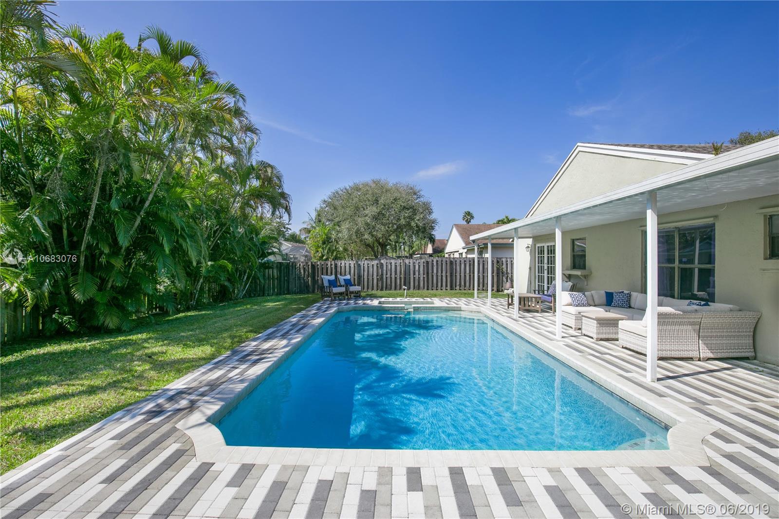 FLAMINGO GARDENS PH 2 - Residential