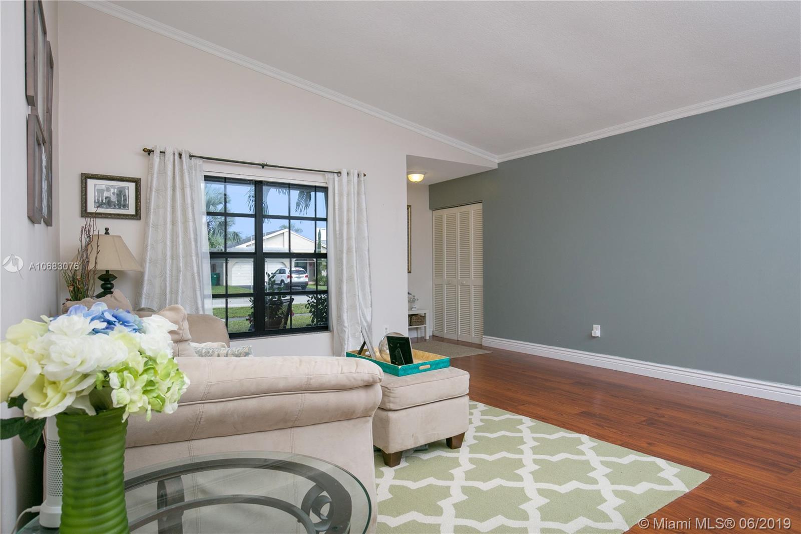 FLAMINGO GARDENS PH 2 - Residential