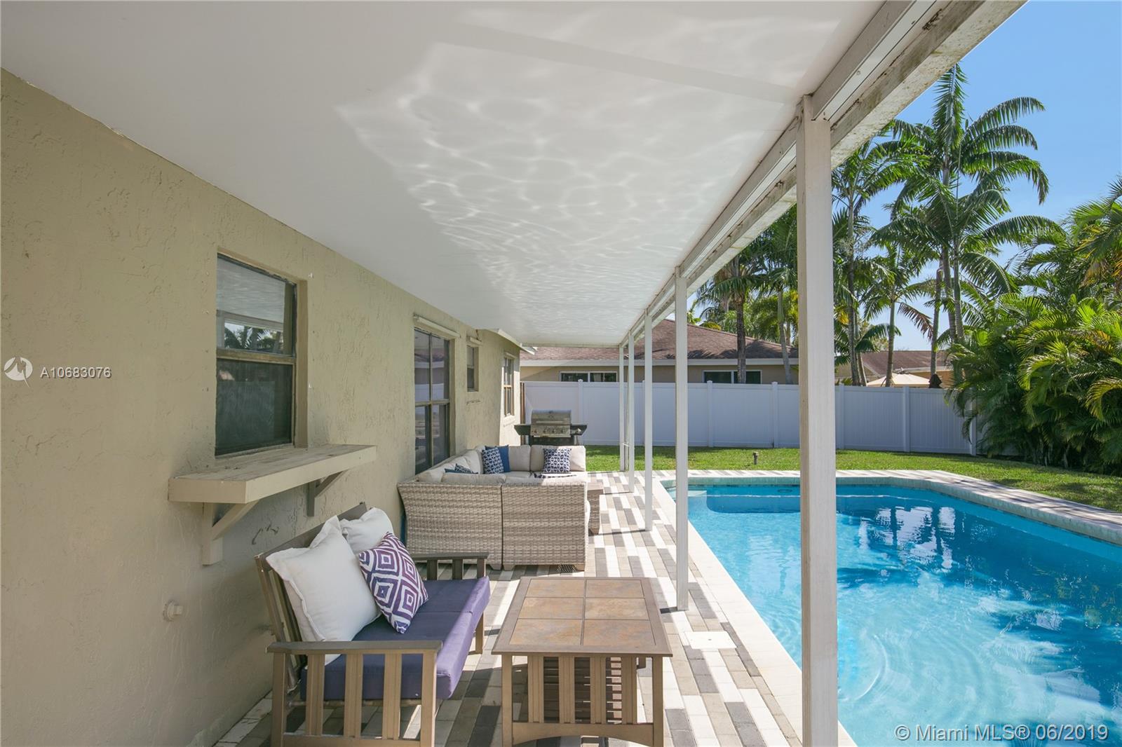 FLAMINGO GARDENS PH 2 - Residential