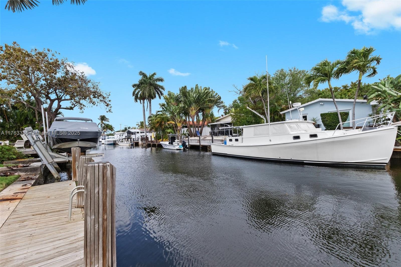 1424 Nautilus Isle, Dania Beach, Miami-Dade County, Florida - 3 Bedrooms  
2 Bathrooms - 