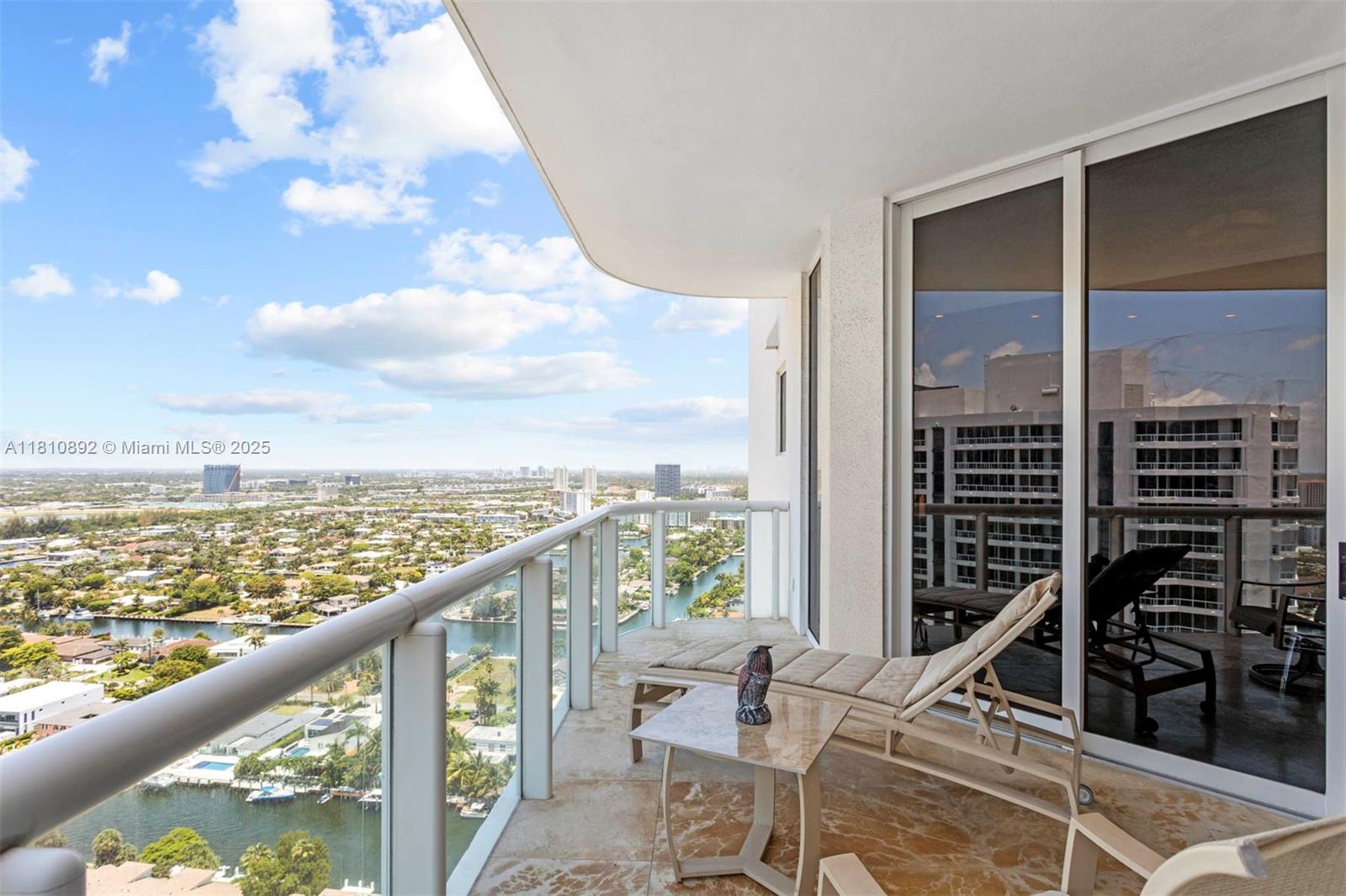 ATLANTIC I AT THE POINT - Residential