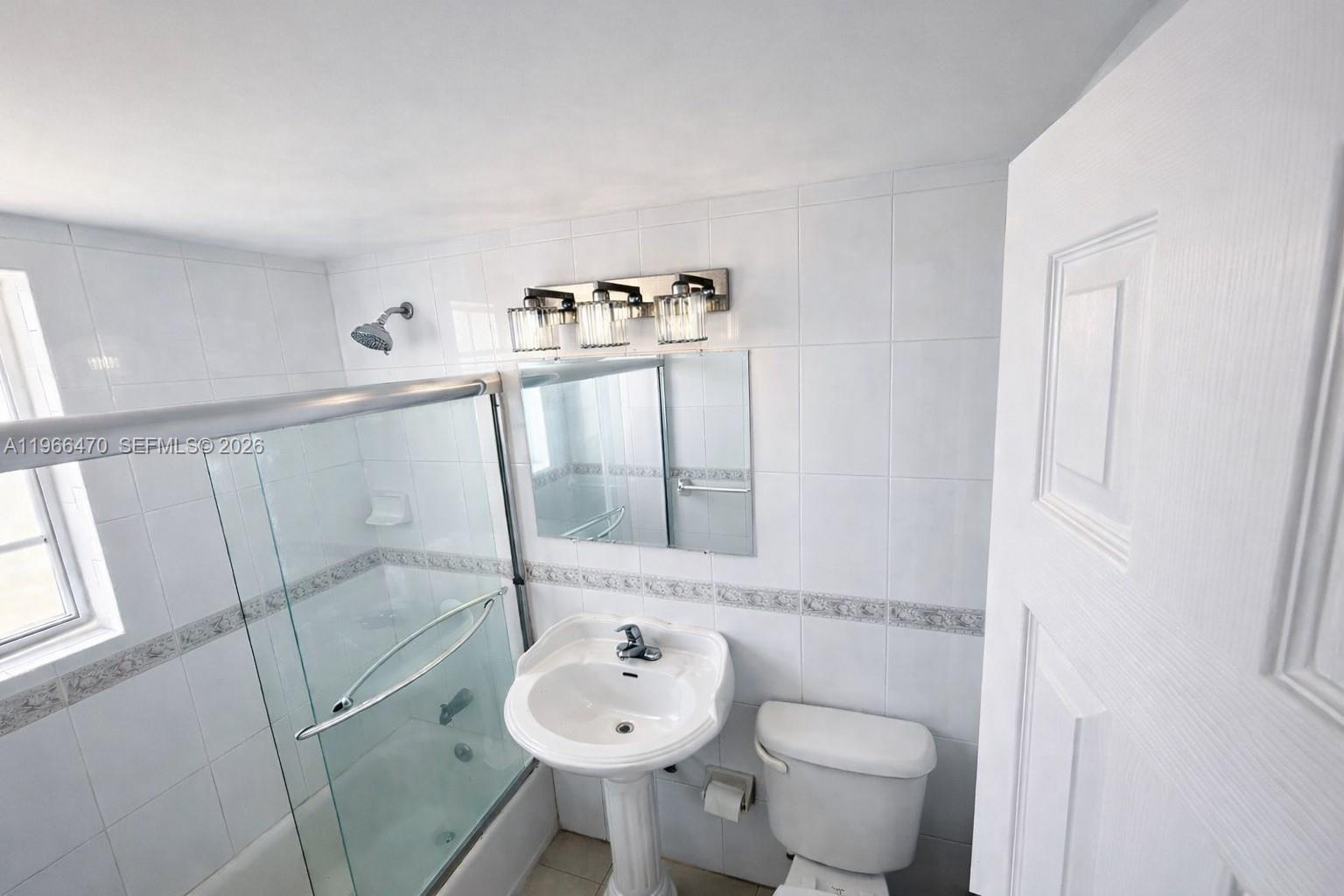 MILDRED PARK - Residential Lease