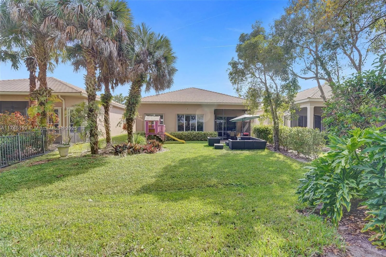 Parkland, Florida 33076, United States, 3 Bedrooms Bedrooms, ,2 BathroomsBathrooms,Residential,Active,3355