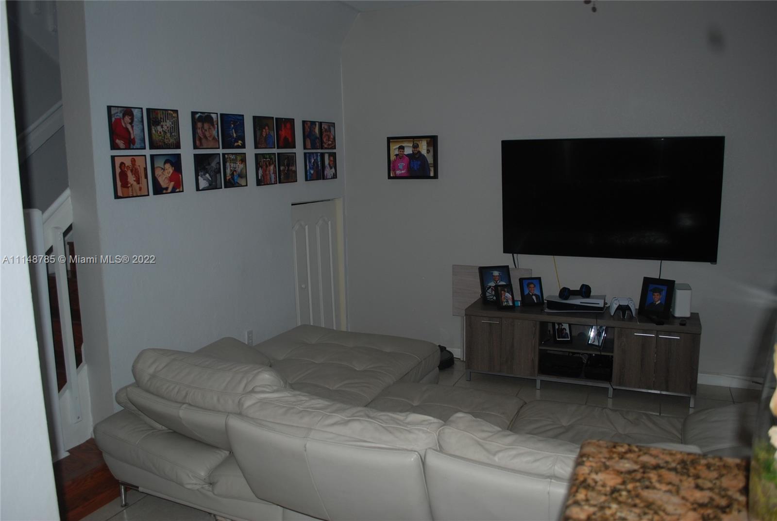 CORAL LAKES KINGDOM - Residential