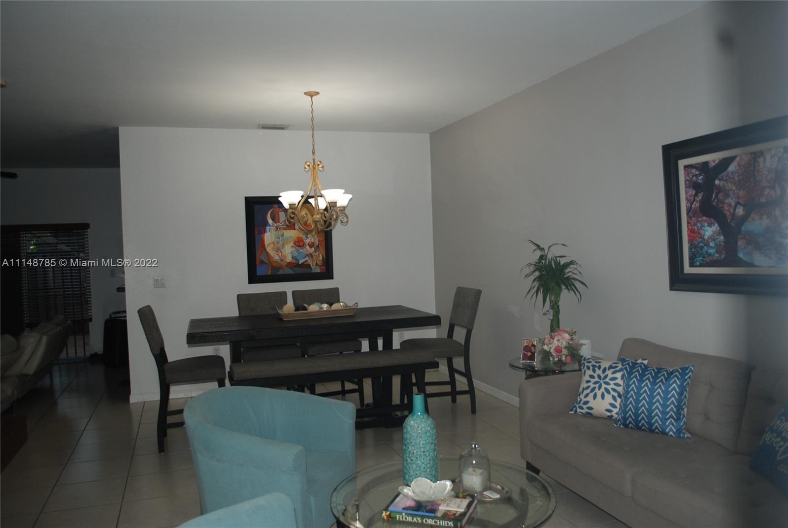 CORAL LAKES KINGDOM - Residential