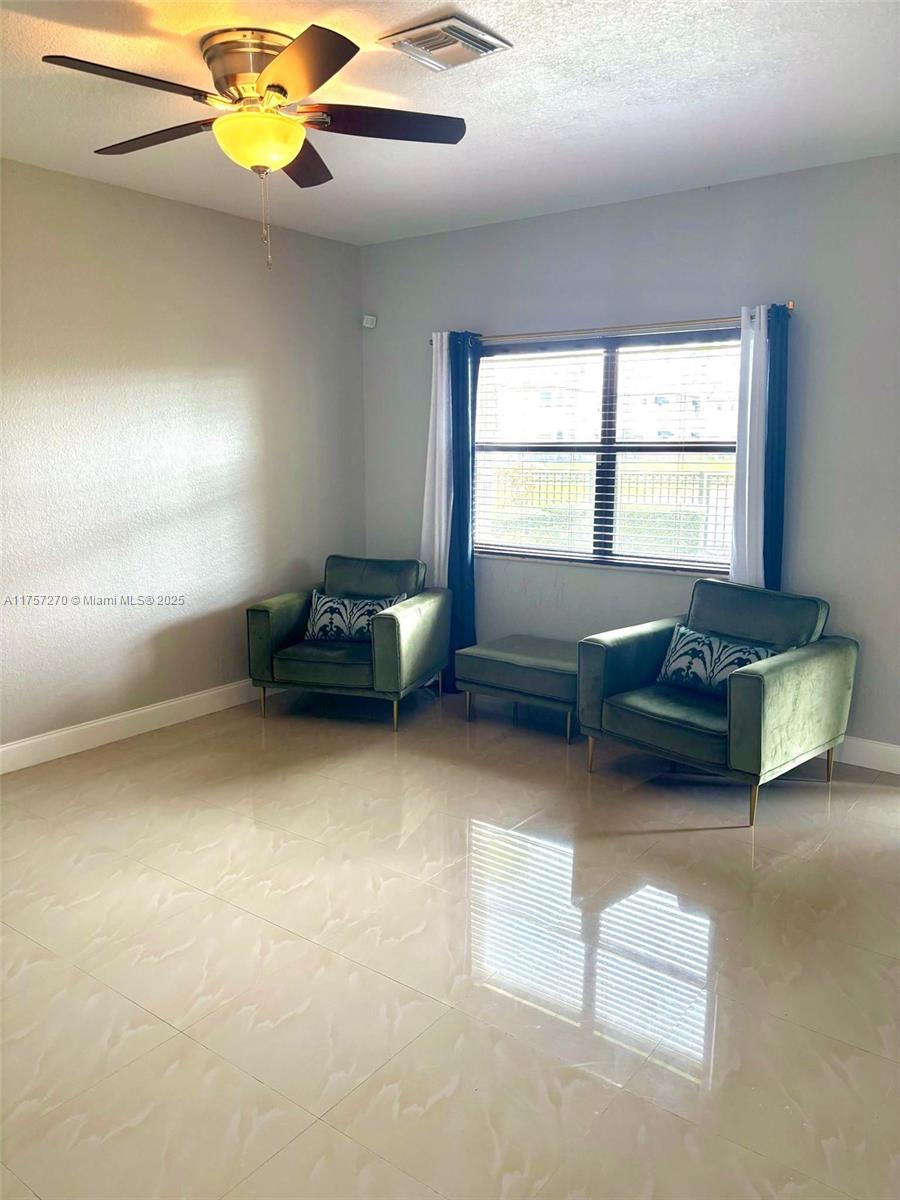 SILVER PALM EAST SEC ONE - Residential